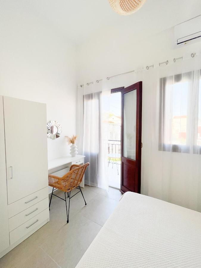Casa Chara 2 Apartment Сими Екстериор снимка