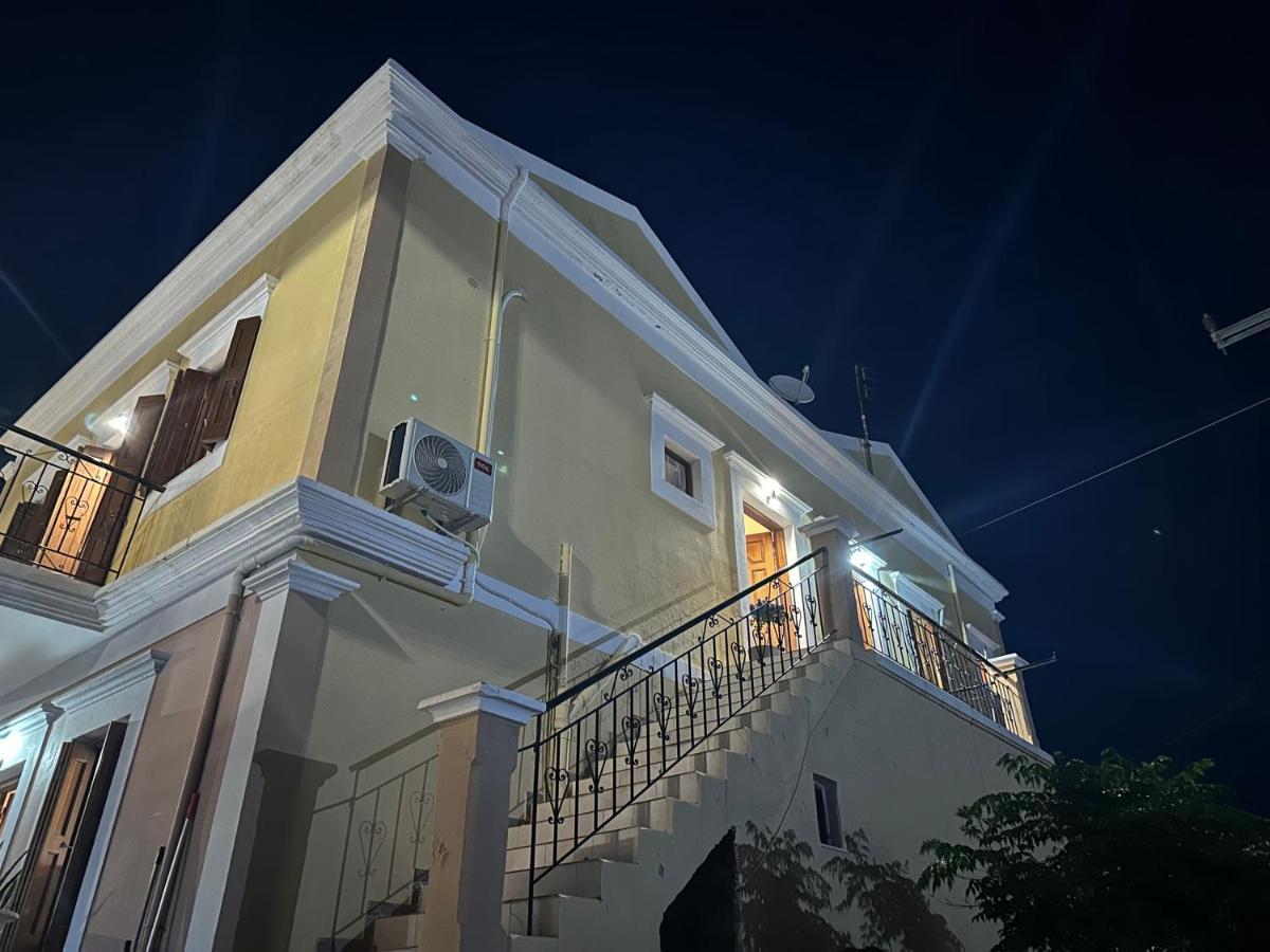 Casa Chara 2 Apartment Сими Екстериор снимка